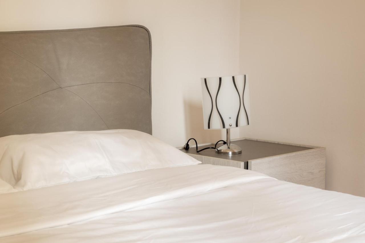 Suite Foscolo, In Piazza A Триест Экстерьер фото