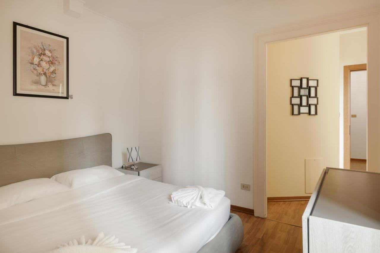 Suite Foscolo, In Piazza A Триест Экстерьер фото